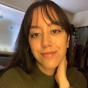 Meet your Posher, Alina